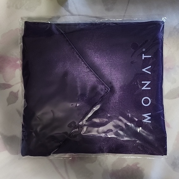 Monat Skin Kushion - Picture 5 of 5